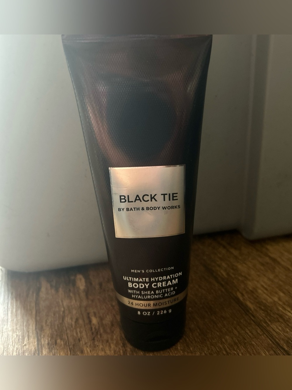 New Black Tie by Bath & Body Works Ultimate Hydration Body Cream 8 oz tube
